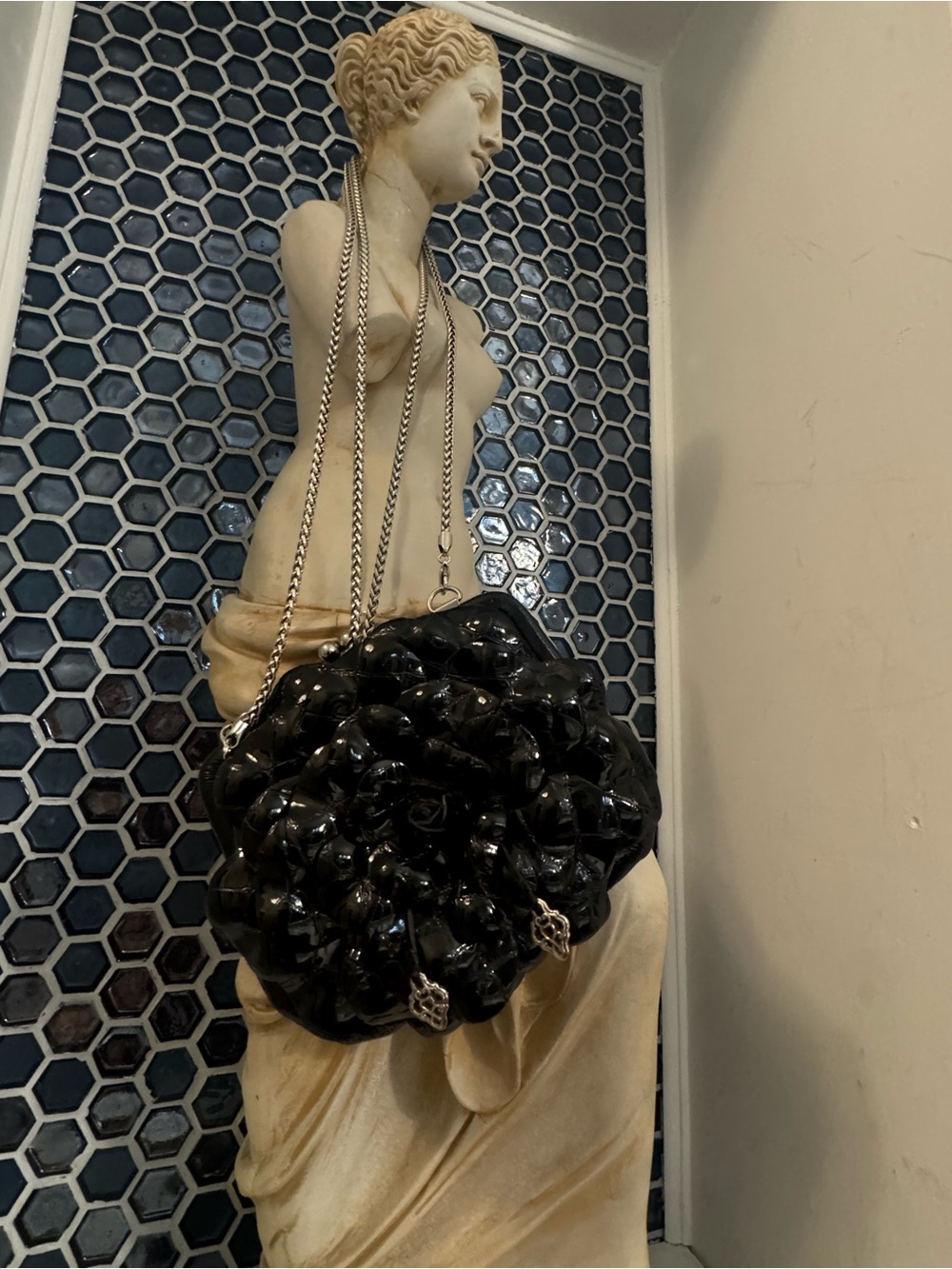 Brighton Black Rosalie Flower Patent Leather Kiss Lock Crossbody Coin Purse